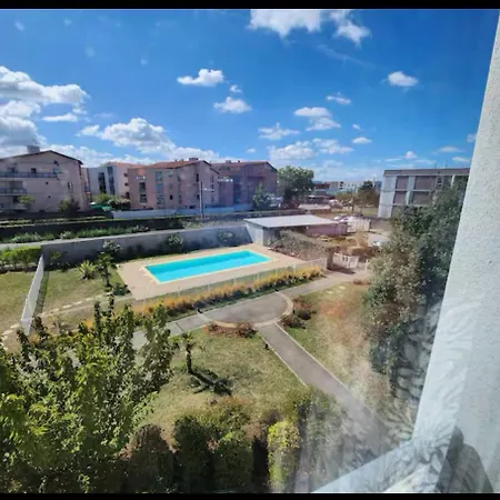 Stunning T2 Pool Box-meyzieu Gare-stade-eurexpo Apartment *